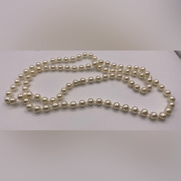 Vintage Strand of Pearls (D) - Picture 4 of 4